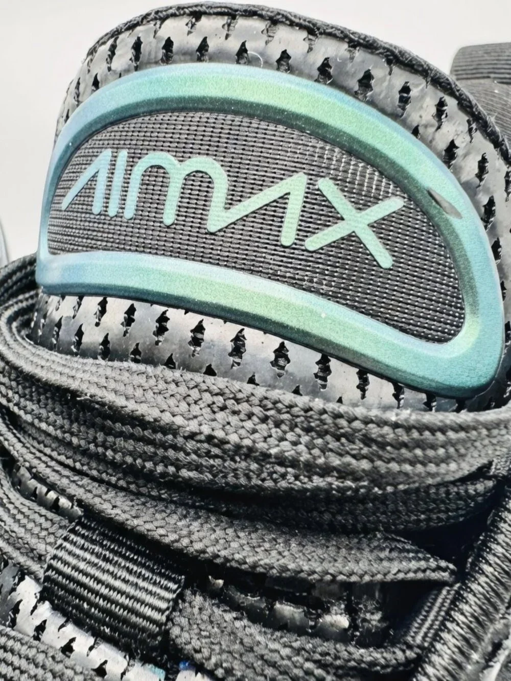 Nike Air Max 720 Black Green Women's Sneakers Size 8.5 - Picture 7 of 7